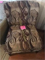 Brown side chair