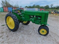 John Deere model MT Vintage tractor