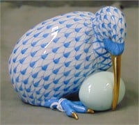 Herend Figurine. Blue Fishnet. Kiwi Bird