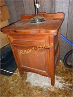 Reproduction Wash Stand