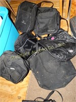 Approx. 8 assorted size travel bags, largests is