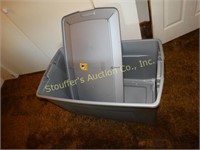 Tote with wheels, 45 gallon