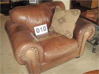 BROWN LEATHER CHAIR MACHING #9 LOVE SEAT