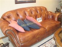 THOMASVILLE ERNEST HEMMINGWAY LEATHER SOFA