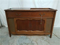 Magnavox Stereophonic High Fidelity Cabinet W3A