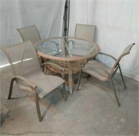 Outdoor Patio Table & 4 Chairs 12A