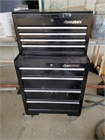 C- HUSKEY ROLLING TOOL BOX