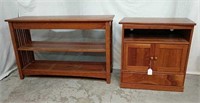 Wide Bookcase and Swivel Top End Table U8