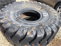 New/unused 29.5 X 25 Triumph Loader Tire