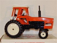 ALLIS CHALMERS 7000 TOY TRACTOR BY:ERTL