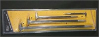 Brand New 4 Pc Solid Steel Pry Bar Set