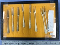 Group of bone carved forks      (k58)