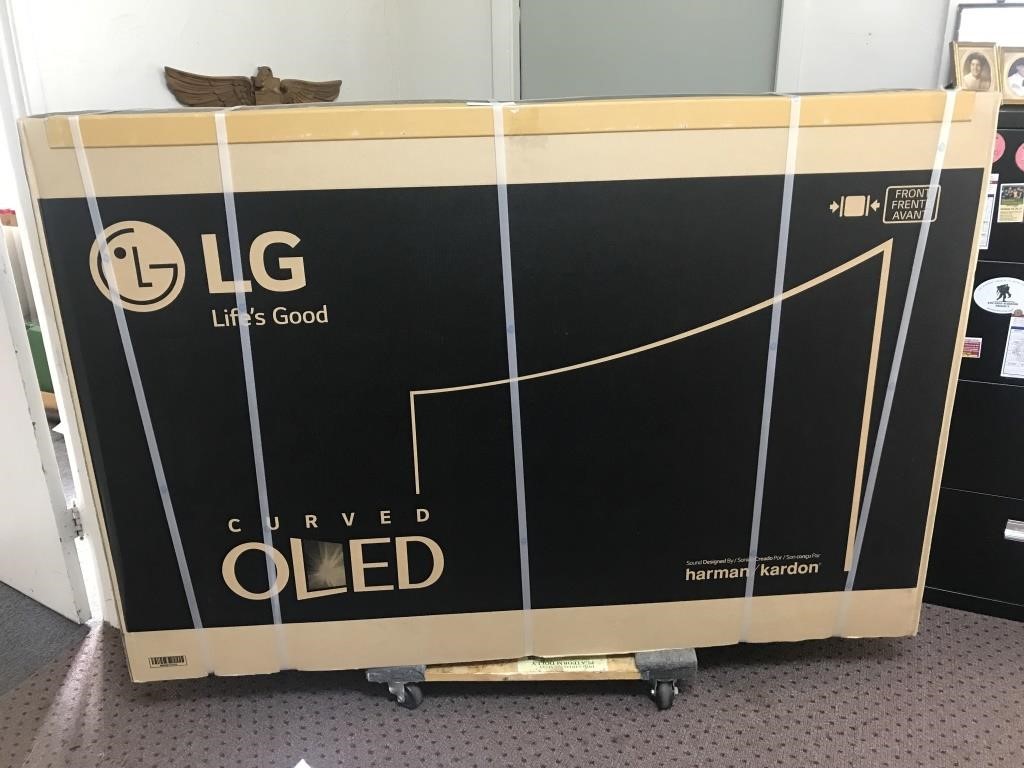 LG Curved OLED 77" TV