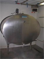 800 Gallon Mueller Bulk Tank