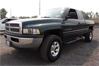 2000 Dodge Ram 1500 4X4 Extra Cab Pickup