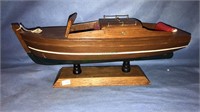 Wooden powerboat cruiser model, 16 inches long,