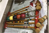 Vintage croquet game set, 6 mallets, 5 balls and