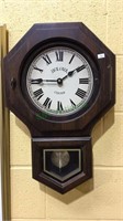 Bulova wall clock with pendulum, running, no