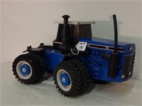 FORD 1156 VERSATILE ARTICULATING TOY TRACTOR