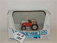 FORD 8N TOY TRACTOR  1/43 SCALE BY:ERTL