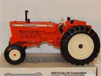 ALLIS CHALMERS D19 DIESEL TOY TRACTOR