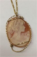 14k Gold Filled Cameo Pendant Necklace