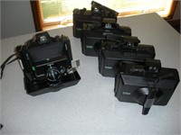 Polariod Pro Pack Cameras (1 Lot)