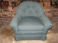 GREEN ARM CHAIR