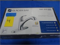 Glacier Bay Market pull out kitchen faucet Chrome