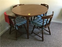 Round Table with (4) Chairs, All Items in Kitchen