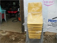10 yellow stacking chairs (sell for one money)