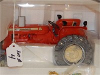 ALLIS CHALMERS D15 1/16 SCALE TOY TRACTOR