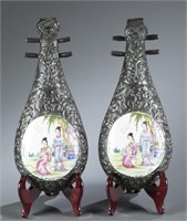 Pair of Chinese porcelain Pipa.