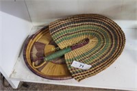 STRAW FAN AND TRAY