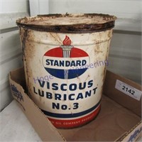 Standard oil can