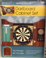 Windsor Dartboard Cabinet Set