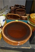 Brown Drip Dish Set