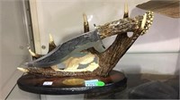 DECORATIVE KNIFE WITH DISPLAY STAND