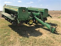John Deere 455 30' Folding Grain Drill