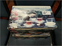 Set of 6 glass cups and saucers in box