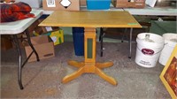 WOOD PEDESTAL TABLE