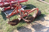 MASSEY FERGUSON 2F 3PTH PLOW