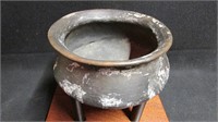 Antiquity Native clay bowl with modern stand