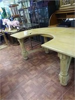 Half moon shape solid wood desk