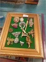 Collection Vintage Brooches