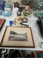 Manx picture, coalport trinket box and bar items