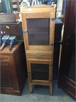 COLONIAL PINE SMALL MEAT SAFE