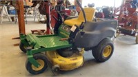 John Deere EZtrak Lawn Mower 42" Deck
