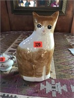 Porceline Cat