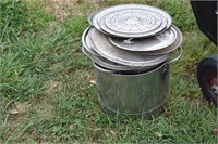 L- 4 STAINLESS POTS AND LIDS